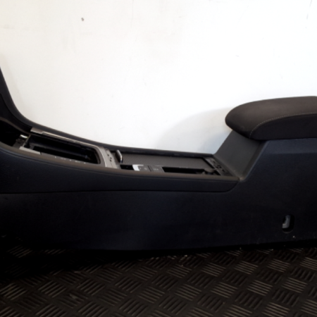VW Golf  Armlehne
