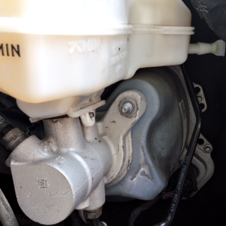 VW Passat  Bremskraftverstärker