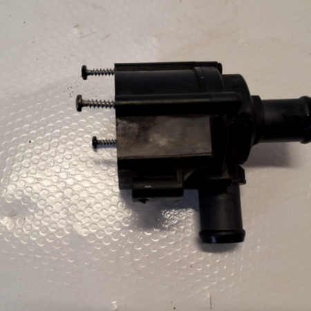 VW Golf  Wasserpumpe Zusatzwasserpumpe