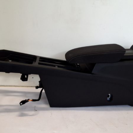 VW Passat  Armlehne