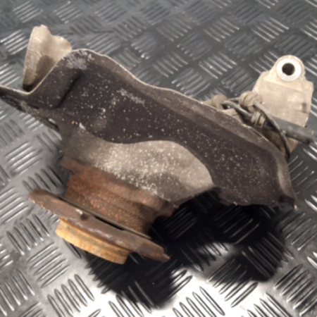 BMW 2-Serien 220 Achsschenkel vorne links