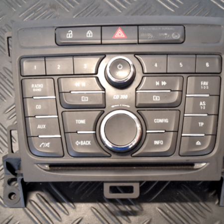 Opel Zafira  Radiobedienteil