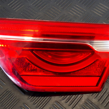 Jaguar XE  Rückleuchte rechts
