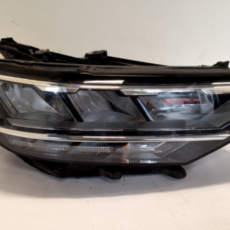 VW Passat  Scheinwerfer rechts