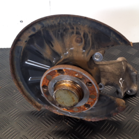 VW Passat  Achsschenkel hinten rechts