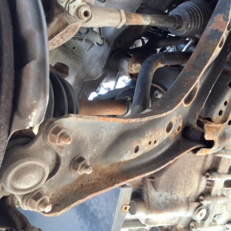 VW Golf  Querlenker vorne links