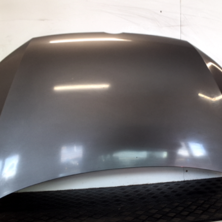 VW Touran  Motorhaube