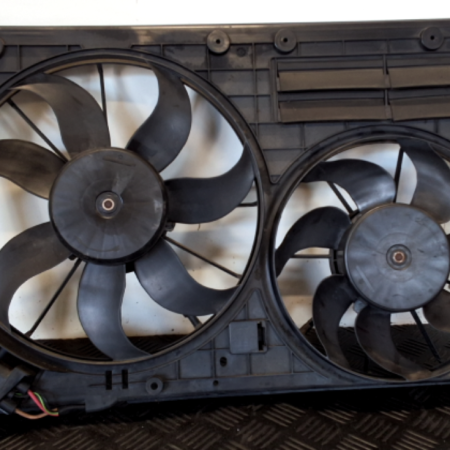 VW Passat  Elektrolüfter Lüftermotor (Kühler)