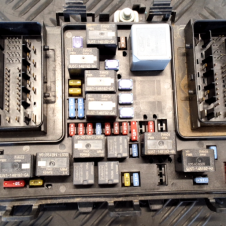 Ford Ranger  Sicherheitsgurte vorne