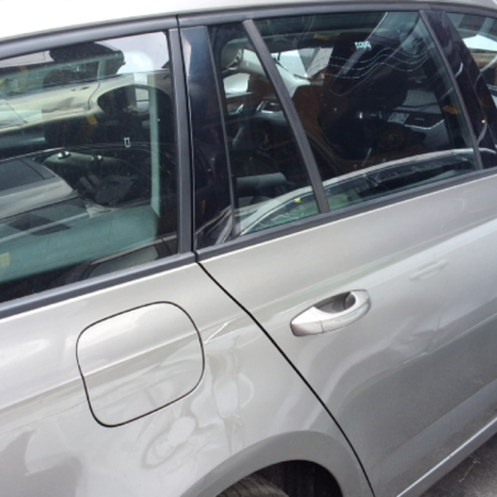 Skoda Octavia  Türe hinten