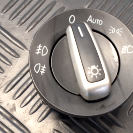 VW Touran  Lichtschalter
