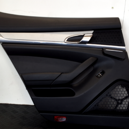 Porsche Panamera  Türverkleidun hinten