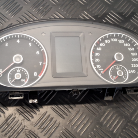 VW Touran  Kombiinstrument Tacho