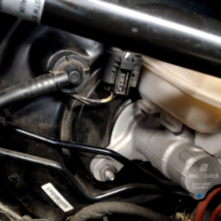 BMW 2-Serien 220 Bremskraftverstärker