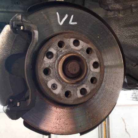Skoda Octavia  Achsschenkel vorne links