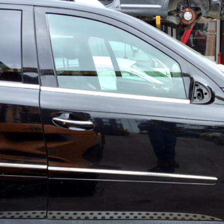 Mercedes-Benz GL  Türe vorne