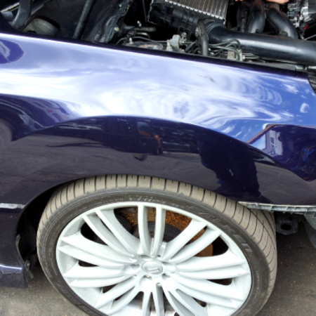 Subaru Legacy  Kotflügel vorn