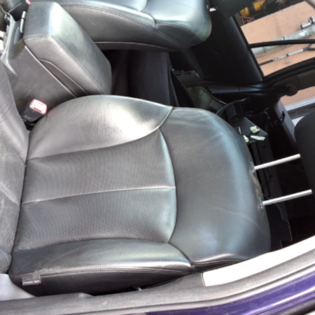 Subaru Legacy  Fahrersitz