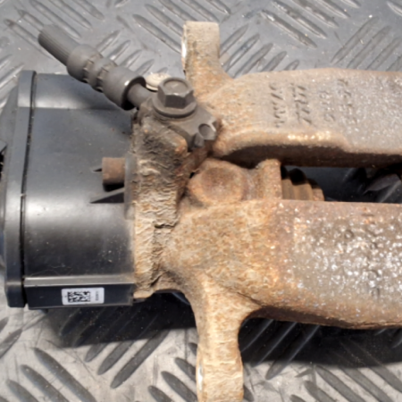 VW Tiguan  Bremszange Bremssattel hinten