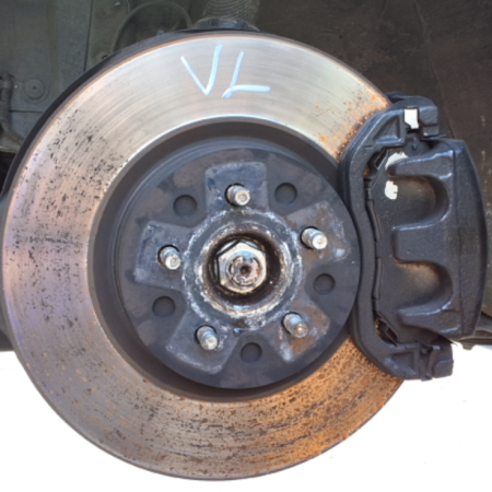 Subaru Legacy  Achsschenkel vorne links