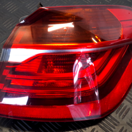 BMW 2-Serien 220 Rückleuchte rechts