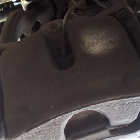 BMW 2-Serien 220 Bremszange Bremssattel vorne