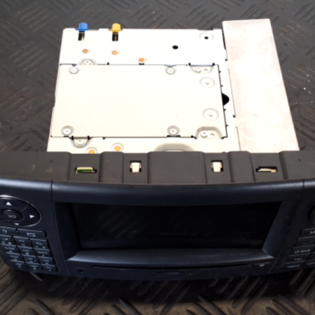 Mercedes-Benz GL  DVD CD Navigation