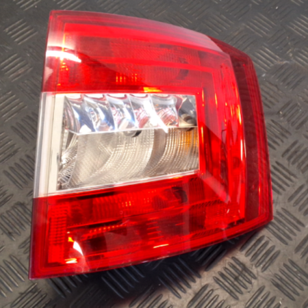 Skoda Octavia  Rückleuchte rechts