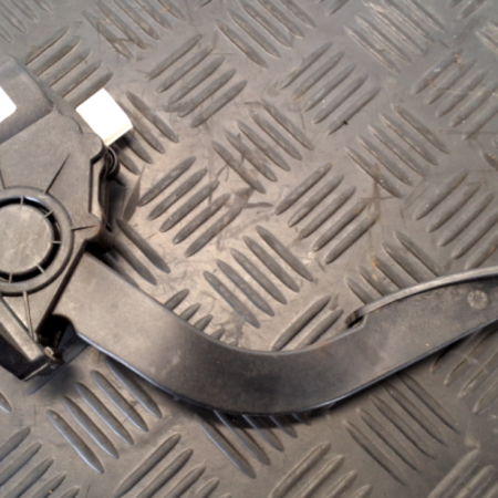 Opel Mokka  Gaspedal