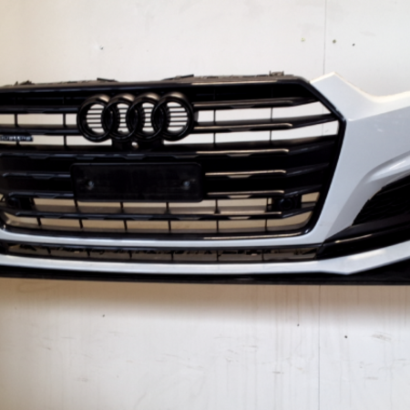 Audi A5  Stossfänger Stossstange vorne