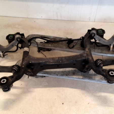 Audi A4  Achs hinten Achskörper