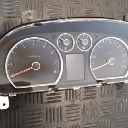 Hyundai i30  Kombiinstrument Tacho