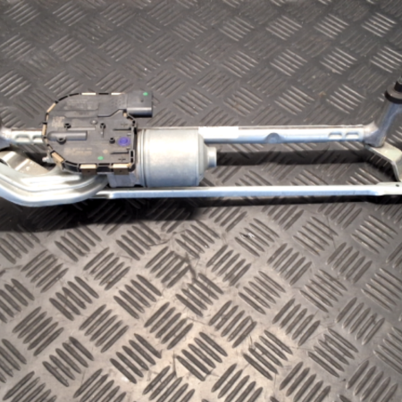 VW Golf  Wischermotor vorne