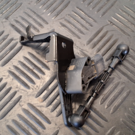 Audi A4  Niveausensor