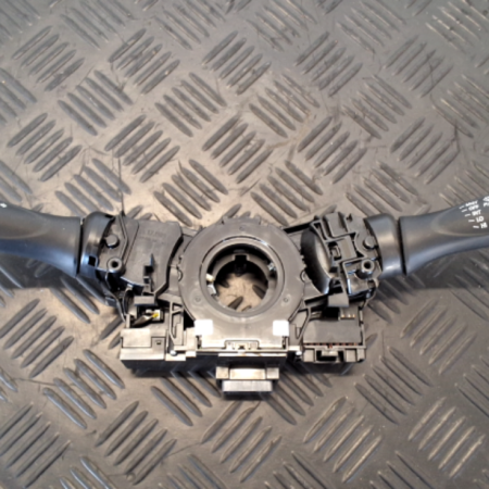 Suzuki Swift  Kombischalter Blinkerschalter