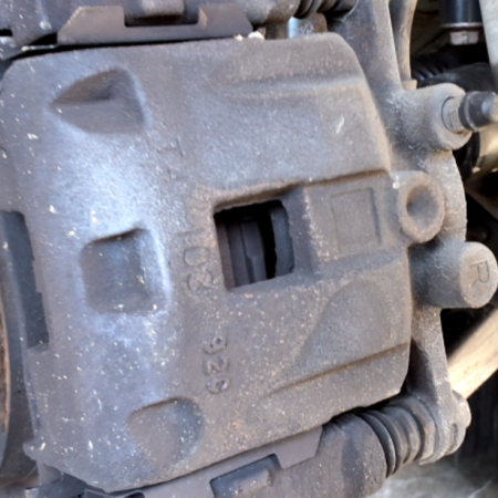 Suzuki Swift  Bremszange Bremssattel vorne
