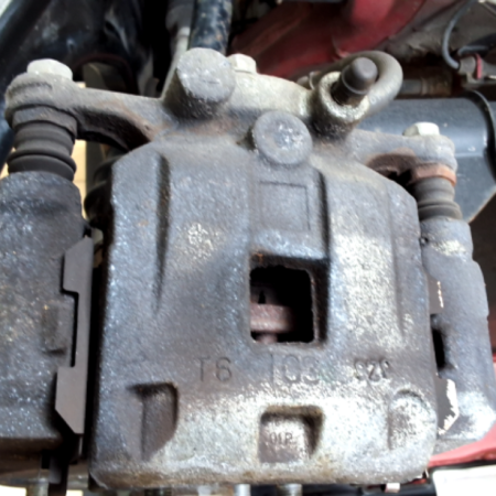 Suzuki Swift  Bremszange Bremssattel vorne