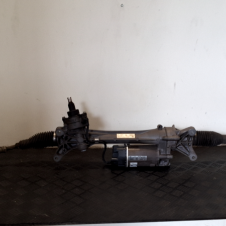 Audi A5  Lenkgetriebe