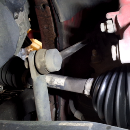 Audi A1  Antriebswelle vorn links