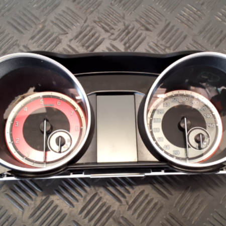 Suzuki Swift  Kombiinstrument Tacho