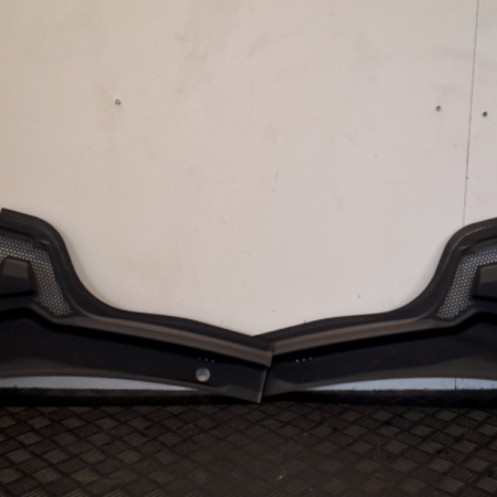 Audi A1  Abdeckung Windlauf, Wasserabweiser