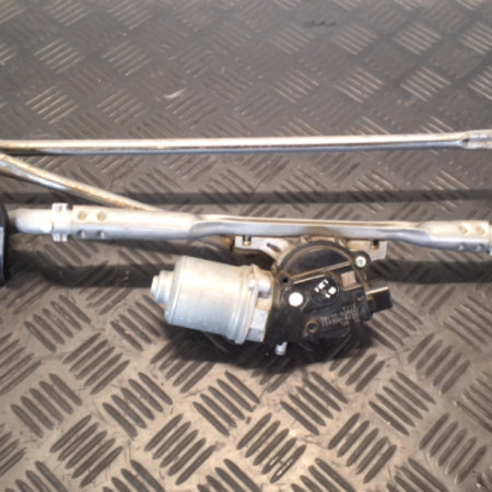 Suzuki Swift  Wischermotor vorne