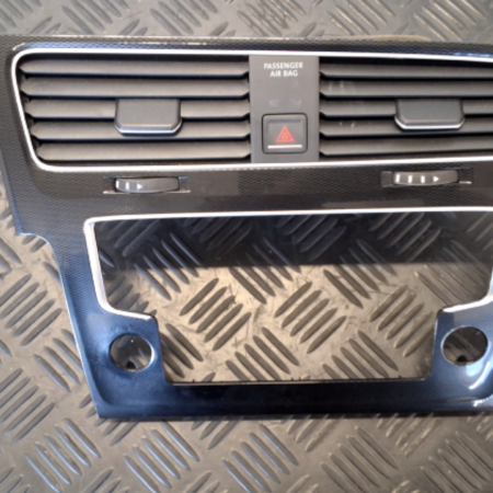 VW Golf  Luftdüssen innenraum