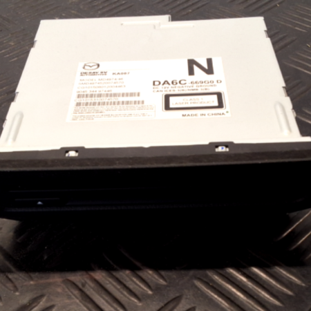 Mazda CX-3  CD Wechsler