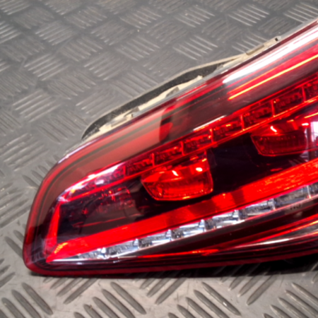 VW Golf  Rückleuchte rechts