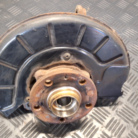 VW Tiguan  Achsschenkel vorne links