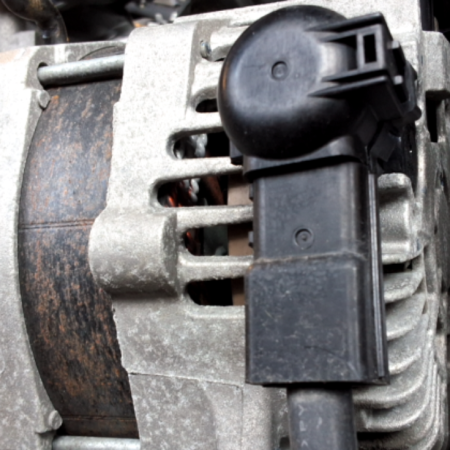 Mazda CX-3  Alternator