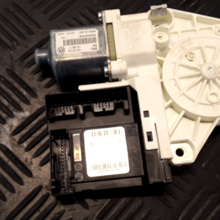 VW Tiguan  Motor Fensterheber vorne