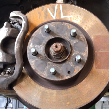 Mazda CX-3  Achsschenkel vorne links