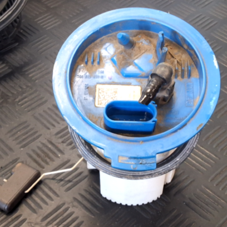 VW Golf  Kraftstoffpumpe Tankgeber